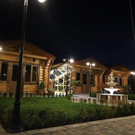 Tnak Hotel Erévan Extérieur photo