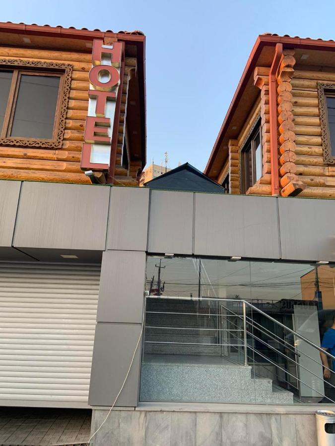 Tnak Hotel Erévan Extérieur photo