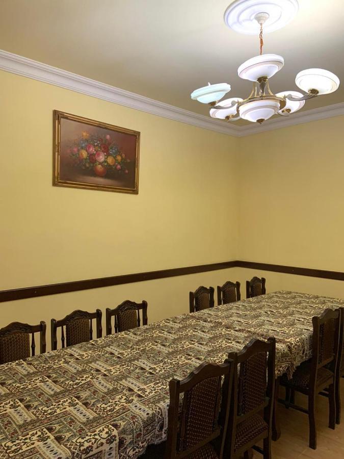 Tnak Hotel Erévan Extérieur photo