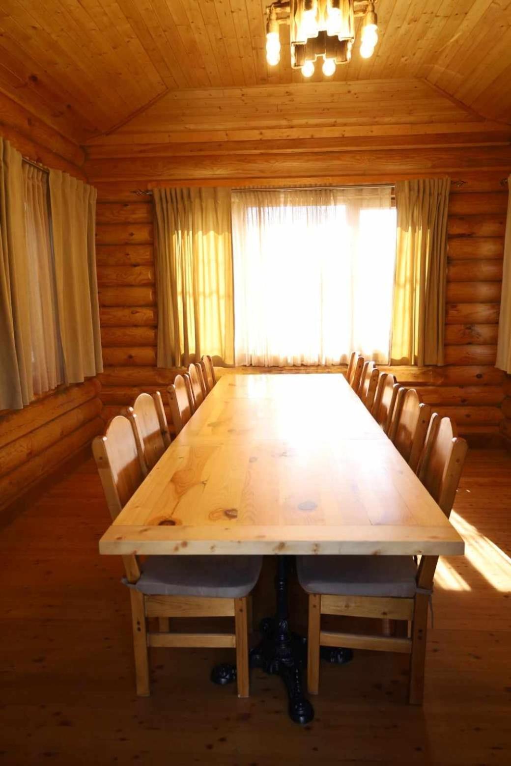 Tnak Hotel Erévan Extérieur photo